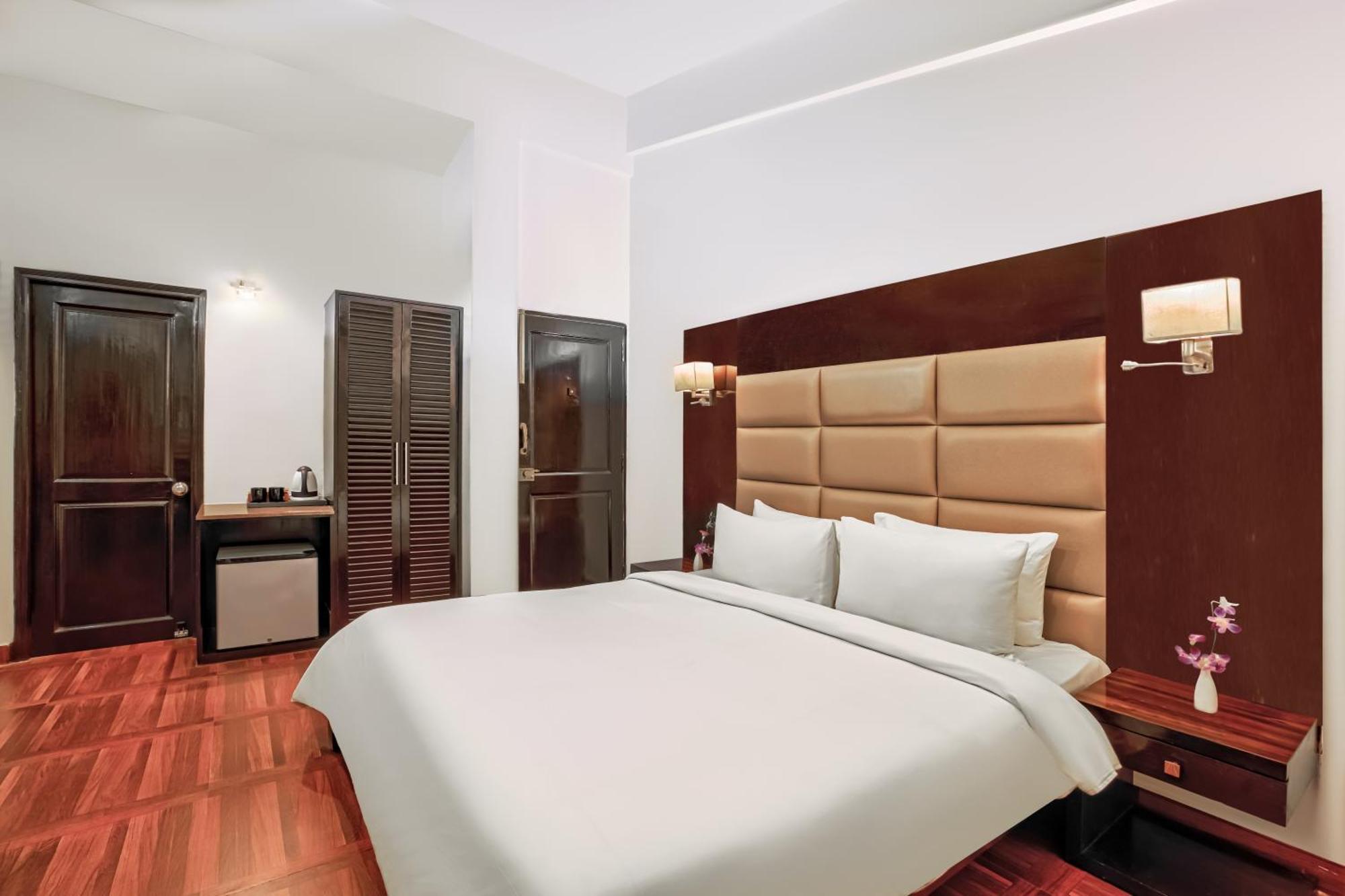 Country Inn Goa Varca Beach - 2 Minutes Walk To The Beach Buitenkant foto