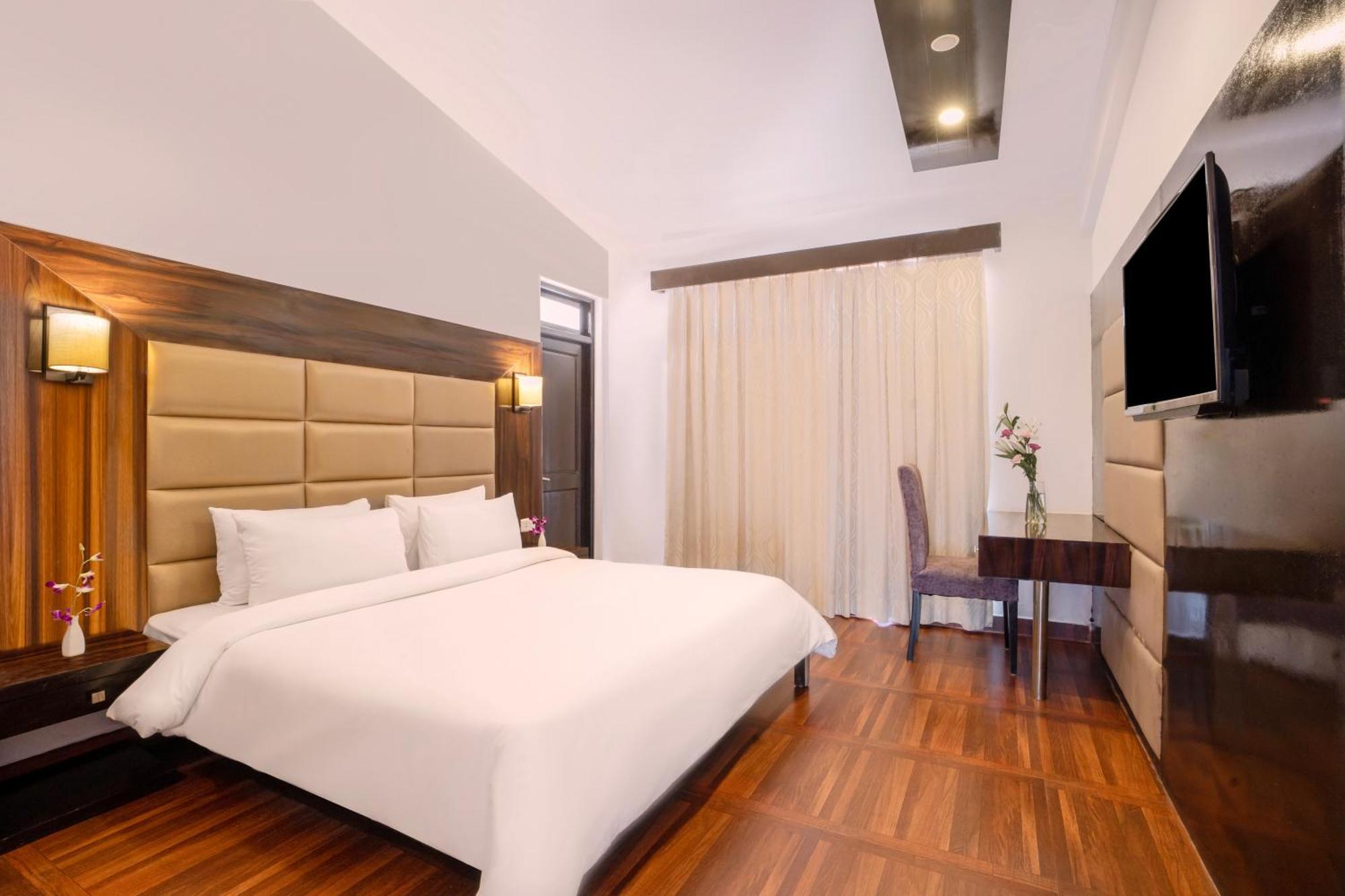 Country Inn Goa Varca Beach - 2 Minutes Walk To The Beach Buitenkant foto